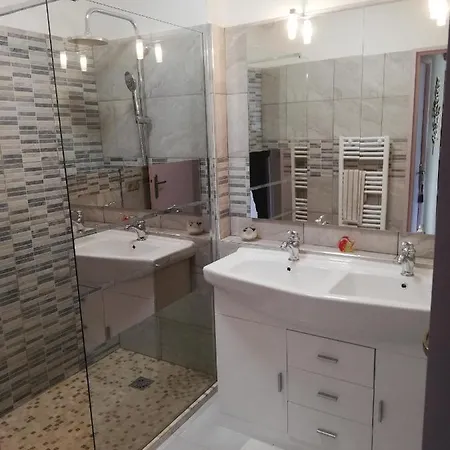 Loubet- Marina Baie Des Anges -au Bon Vivre - 2 Pieces- Le Ducal - 60m2 Luxe Villeneuve-Loubet